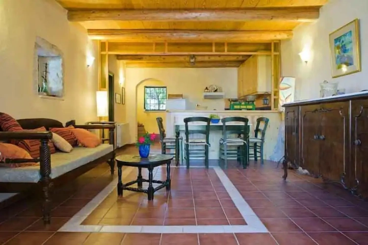 1 Bedroom Apartment with balcony