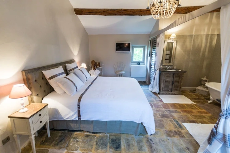 Luxury room