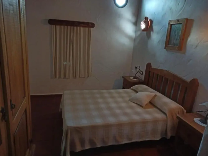 3 Bedrooms Cottage