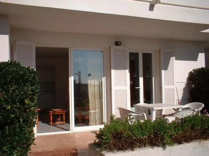 Apartment with balcony