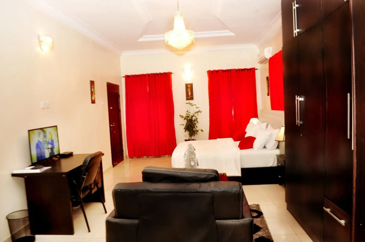 J. Gibson Hotel