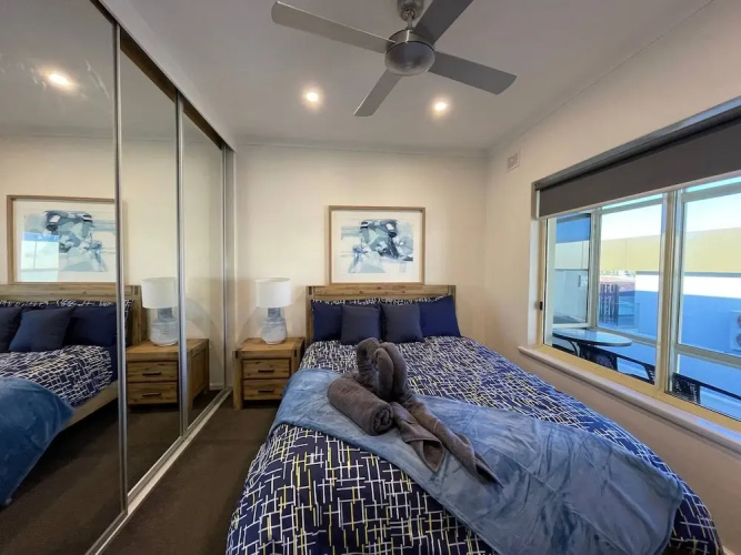 Unwind Esplanade Beach Escape no 10