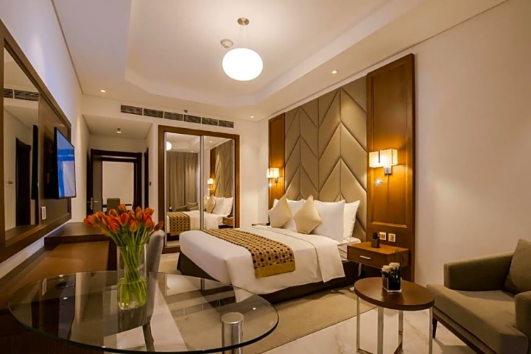 2 Bedrooms Quadruple Apartment