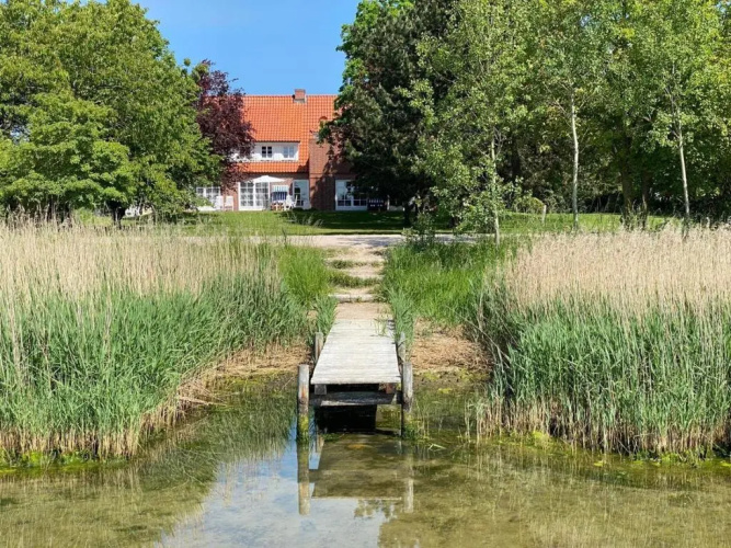 NTAB10104-FeWo-Moeoevwarder-veer