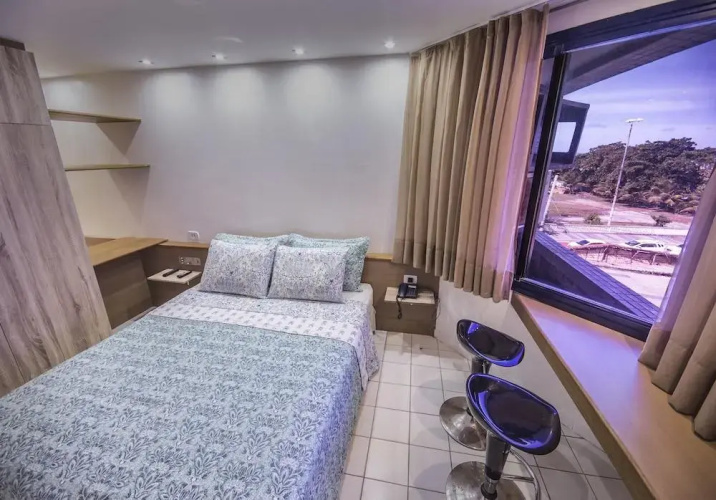 Littoral Victory Flat