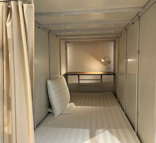 Bed in Dorm with city view