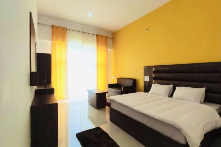 Deluxe Double room