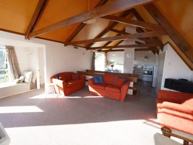 Akaroa Harbour View - Christchurch Holiday Homes