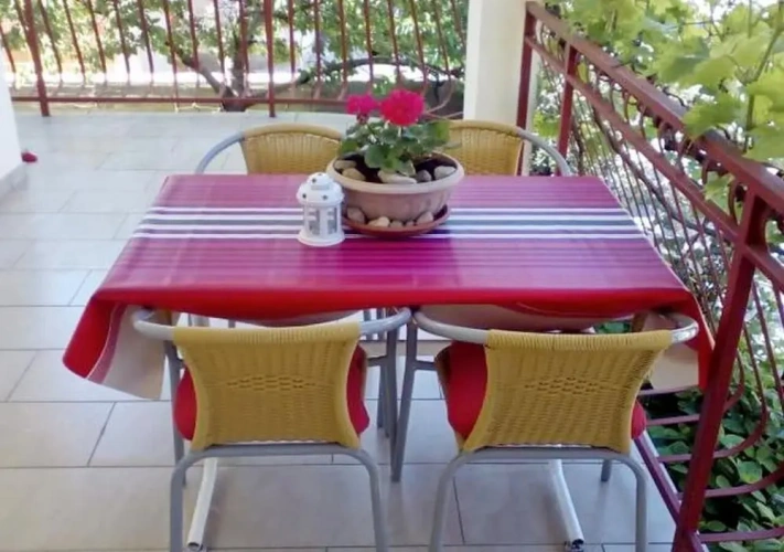 Apartment with balcony