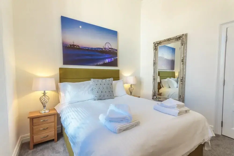 2 Bed - The Buckingham Suite
