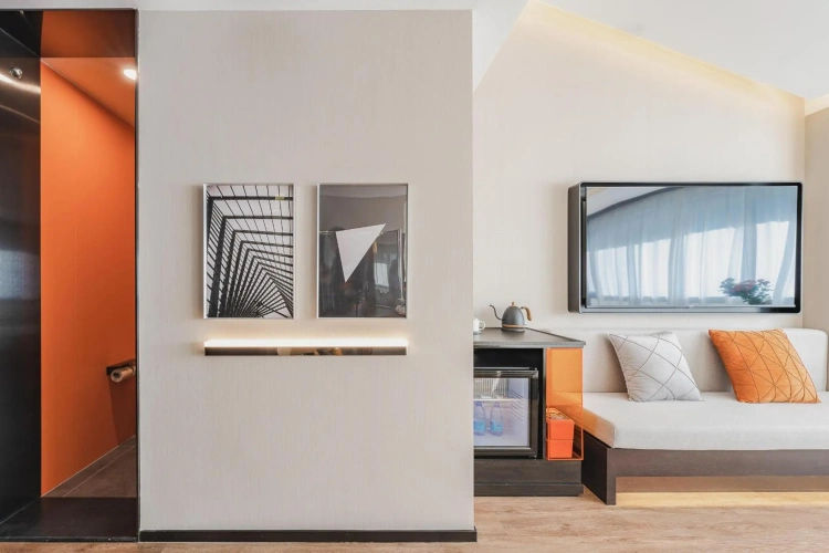 Guest rooms