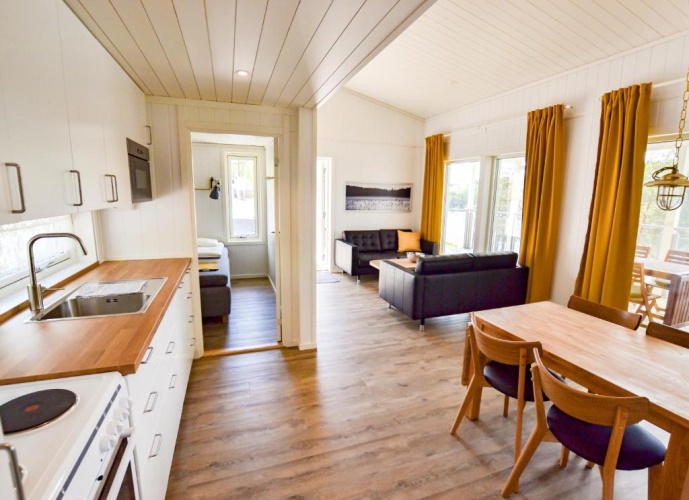 2 Bedrooms Cottage
