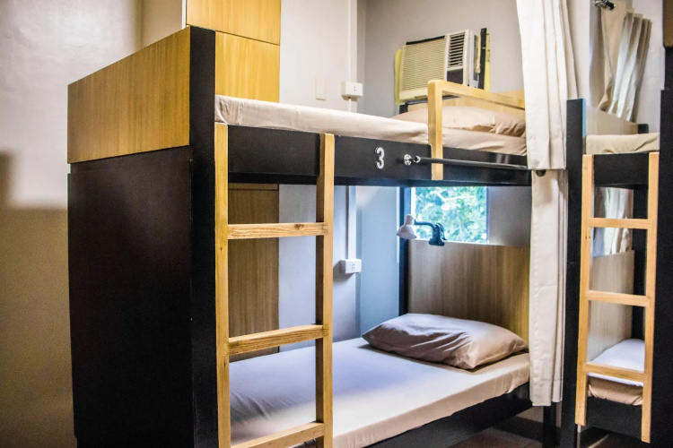 Bunks Hostel