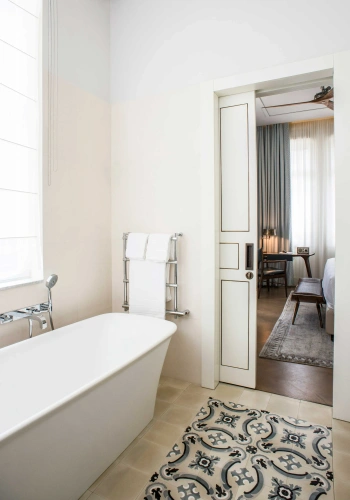 Deluxe Double room with view