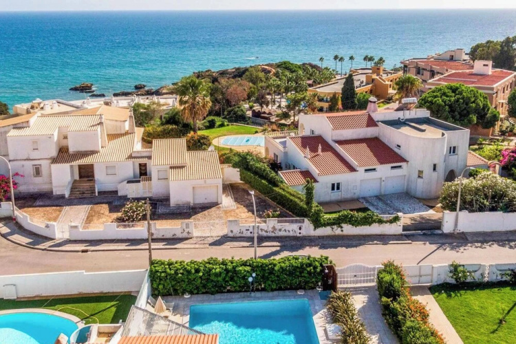 Villa Catarino