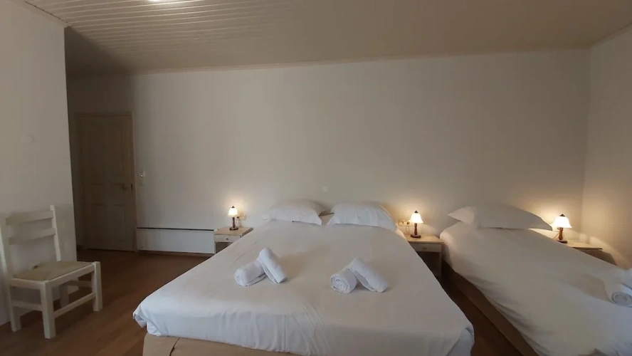 Classic Triple Attic room with mountain view