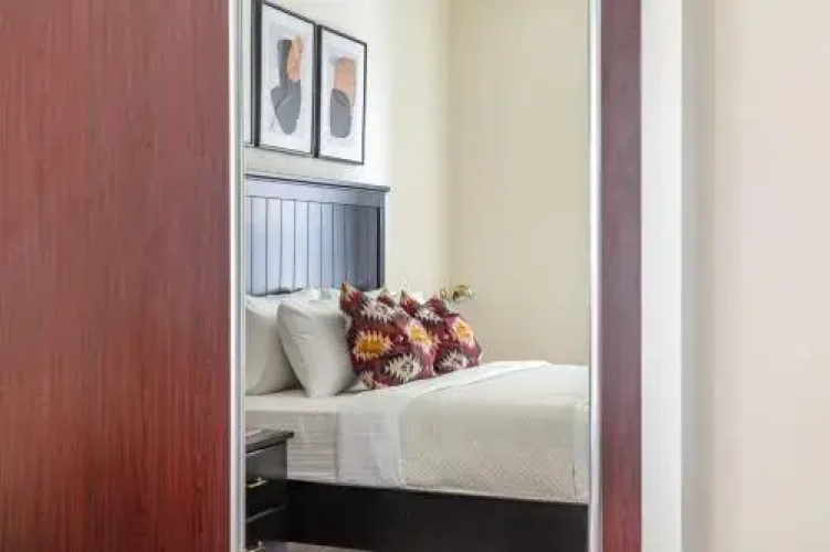 Frank Porter - Vida Residences