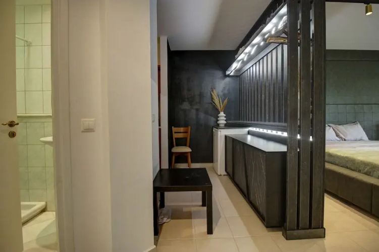 2 Bedroom Apartment on Beach Elias Lower