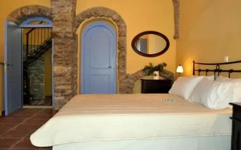 Mastiha House