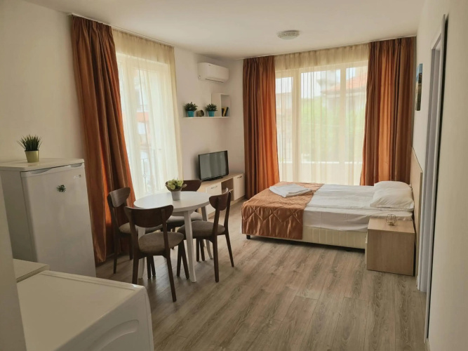 MIDA Apartment