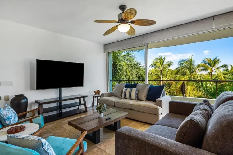 2 Bedrooms Apartment