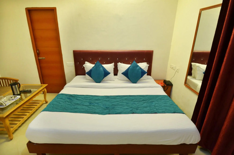 Hotel Platinum Inn