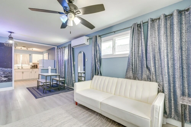 2 Bedrooms Cottage