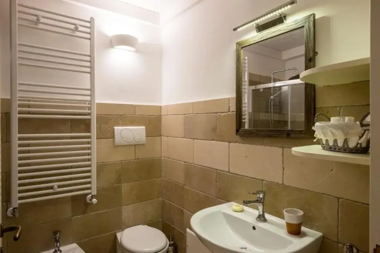 Standard Triple room with balcony