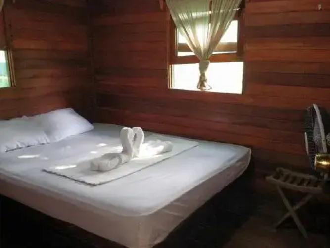 Montecristo River Lodge