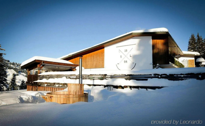 Saanewald Lodge
