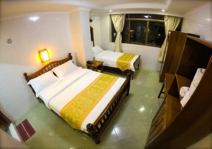 May Shan Hotel