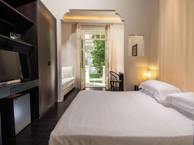 Superior Double room with garden view