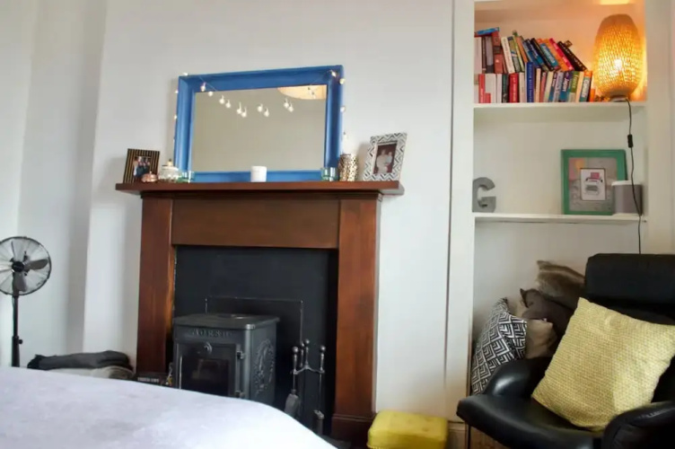 1 Bedroom Flat In Central Edinburgh
