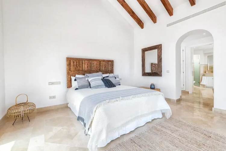 Solaga Villa Los Monteros