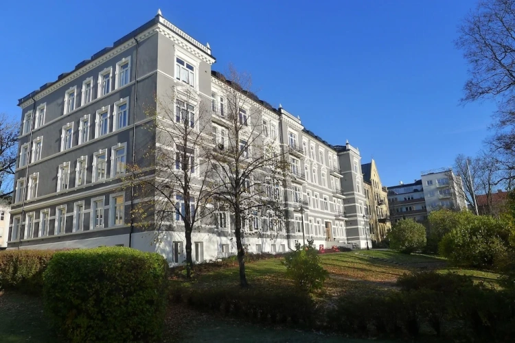2 Bedrooms Family Apartment