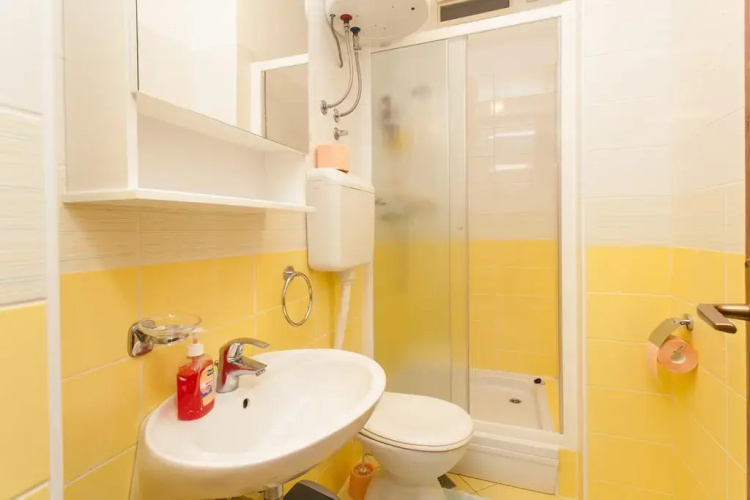 Apartments Miljak