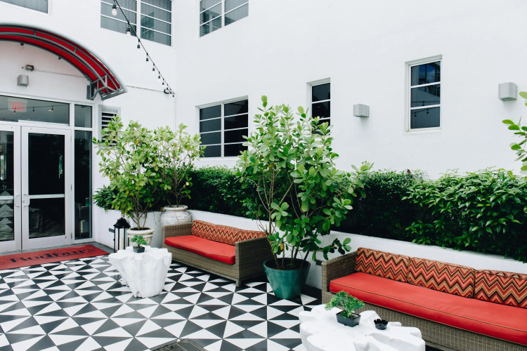 Uma House by Yurbban South Beach photo 35