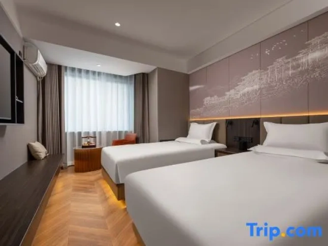 Premium Twin room