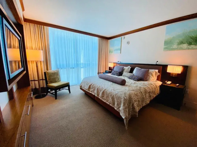 Carillon Miami Beach Private Suites