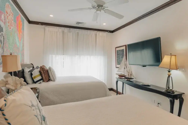 CR Luxury Altavista 2A 3 Bdrm