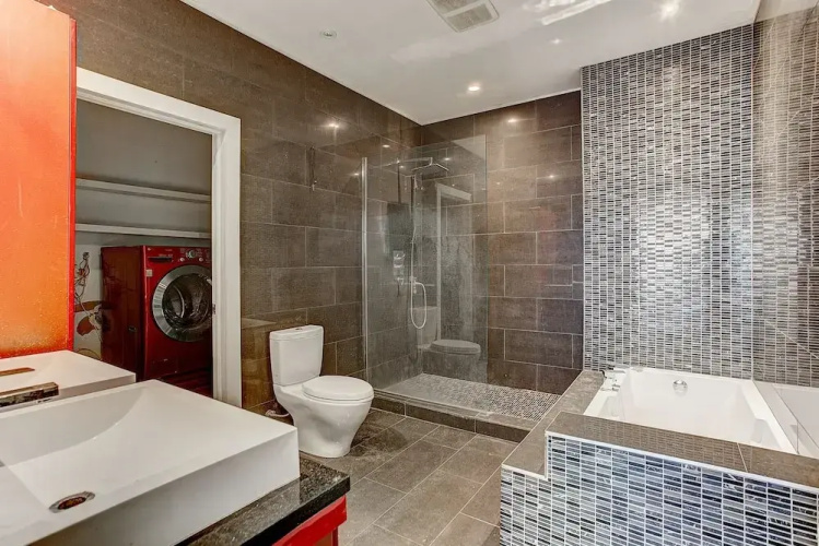 Destination Stays - LOFT HOUSE Quartier des Spectacles