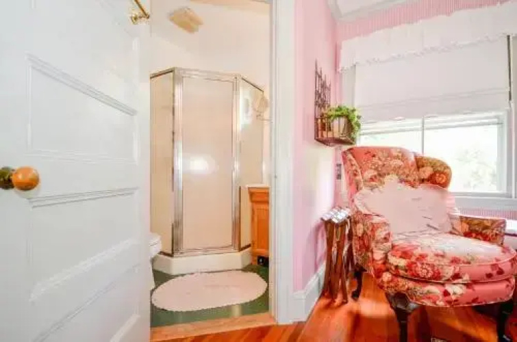 Cranberry Gardens Inn