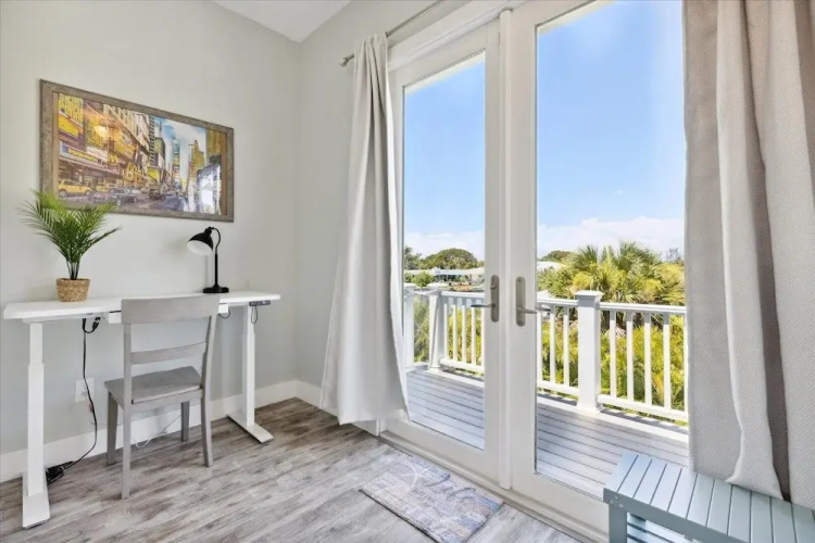 436 Cocoa Isles Blvd