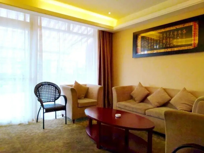 Ruisite Car Hotel
