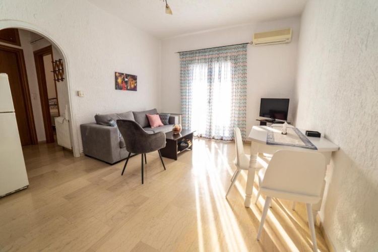 1 Bedroom Apartment with sea view
