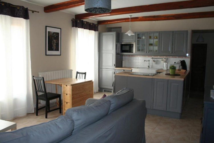 2 Bedrooms Cottage