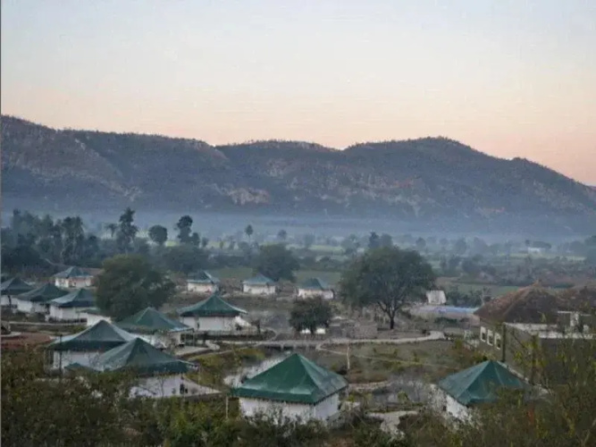 Vanaashrya