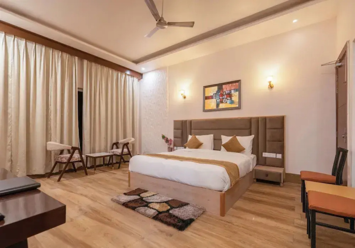 Corbett The Regnum Resort