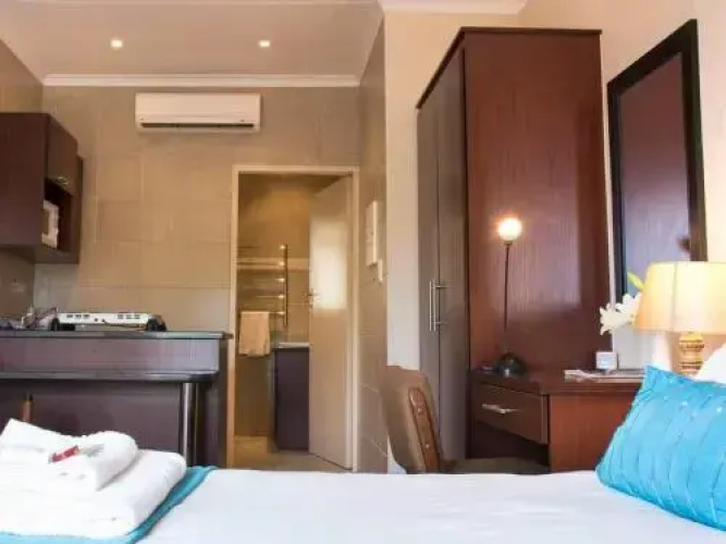 Cornerhouse on Conan Guest House