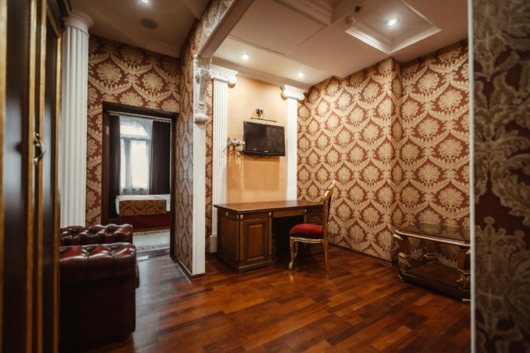 2 Bedrooms Suite